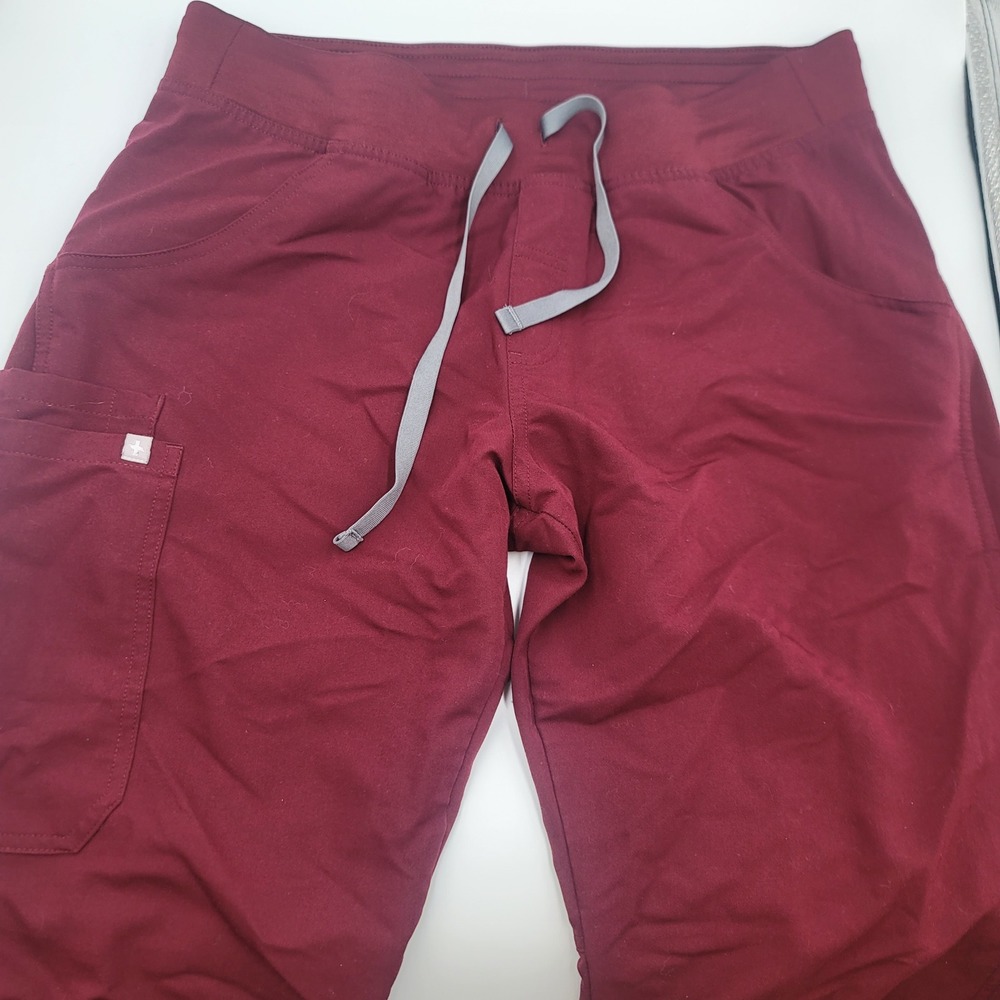 FIGS Technical Collection Burgundy Scrub Pants Medical Womens Medium Petite